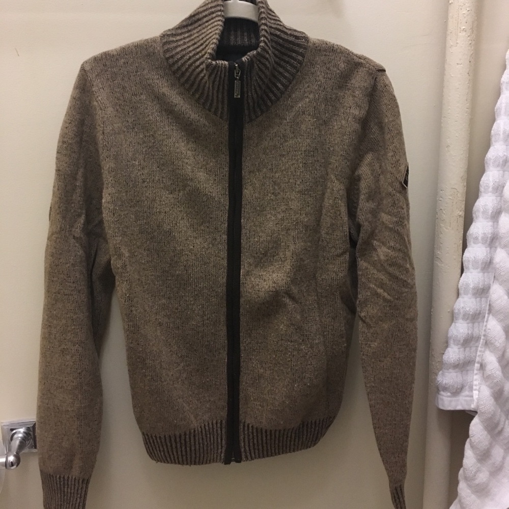 Men’s Barbour Lambswool Sweater, Size M.